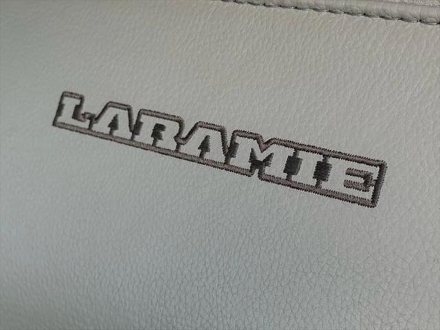 2019 Ram 1500 Laramie Crew Cab 4x4 5'7" Box