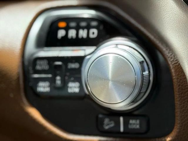 2019 Ram 1500 Laramie Crew Cab 4x4 5'7" Box