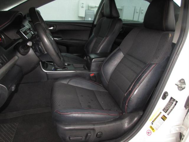 2017 Toyota Camry SE