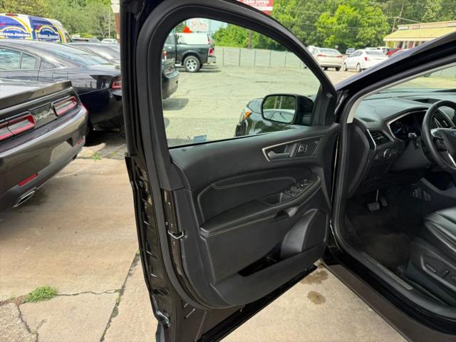 2021 Ford Edge Titanium