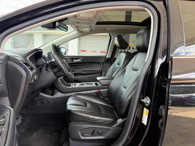 2021 Ford Edge Titanium