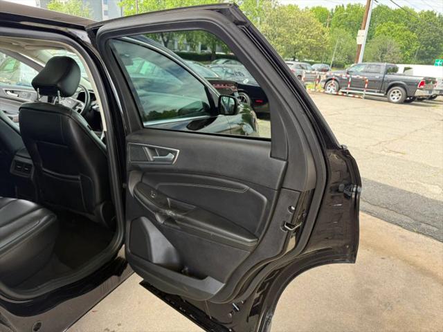 2021 Ford Edge Titanium
