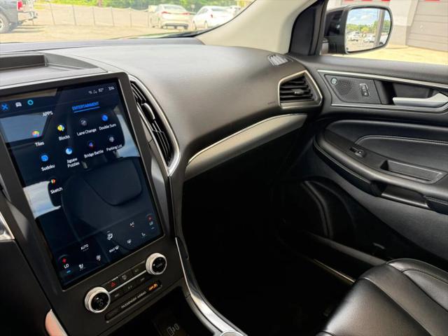 2021 Ford Edge Titanium