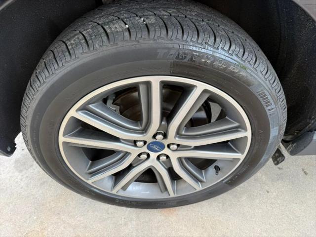 2021 Ford Edge Titanium