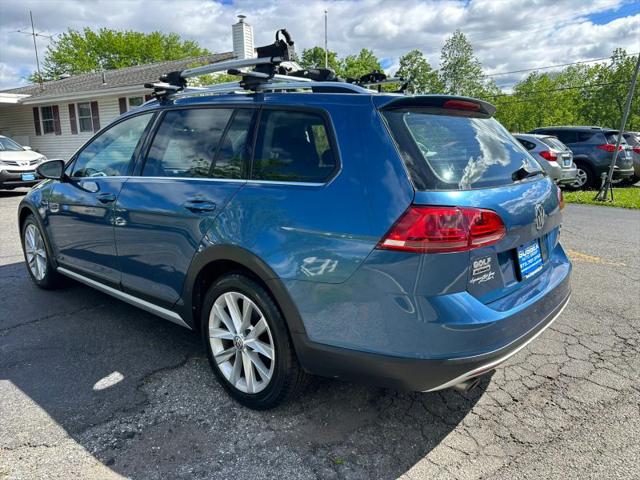 2017 Volkswagen Golf Alltrack TSI S
