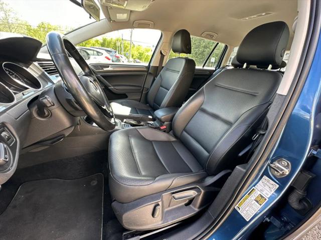 2017 Volkswagen Golf Alltrack TSI S