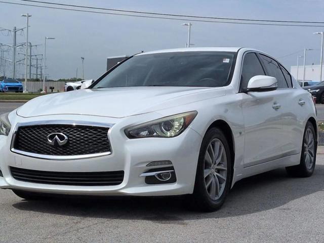 2015 INFINITI Q50 Premium
