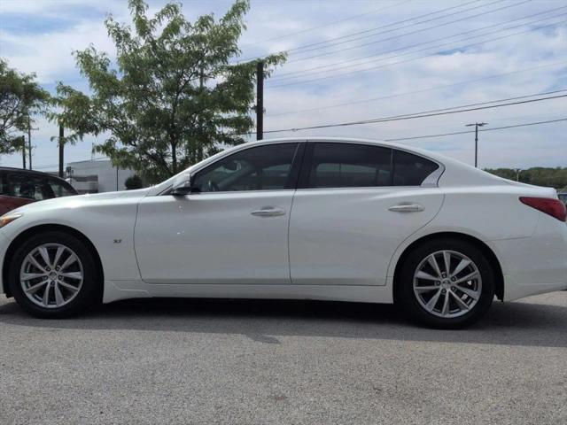 2015 INFINITI Q50 Premium