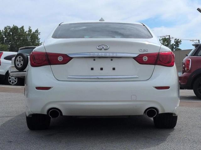 2015 INFINITI Q50 Premium