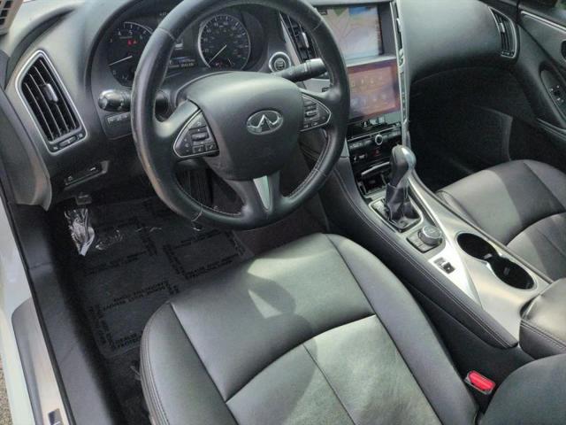2015 INFINITI Q50 Premium