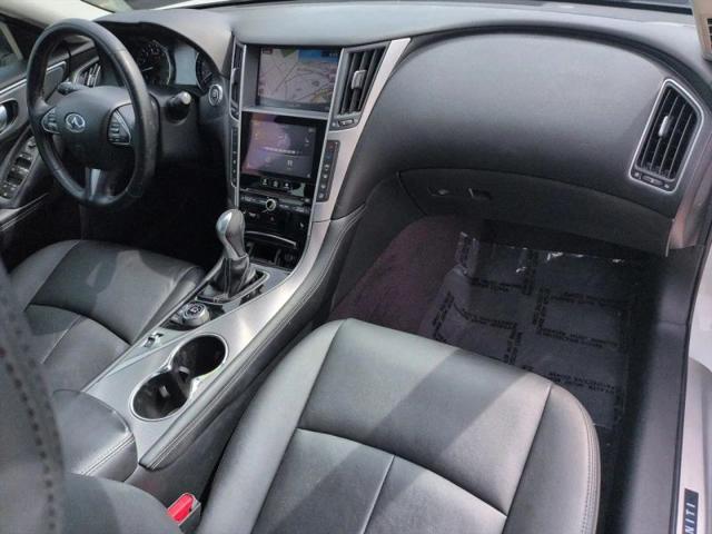 2015 INFINITI Q50 Premium