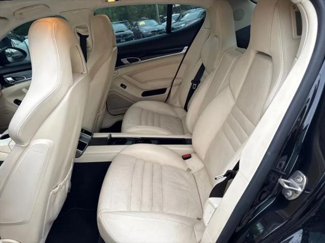 2013 Porsche Panamera GTS