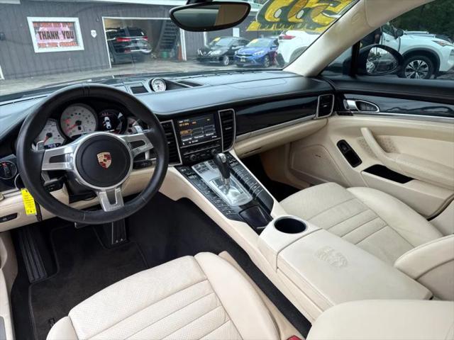 2013 Porsche Panamera GTS