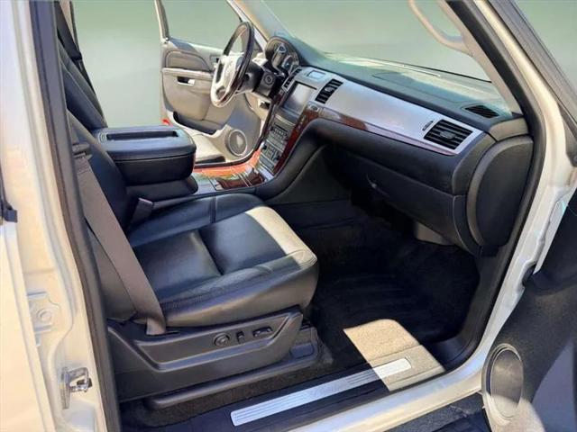 2013 Cadillac Escalade Luxury