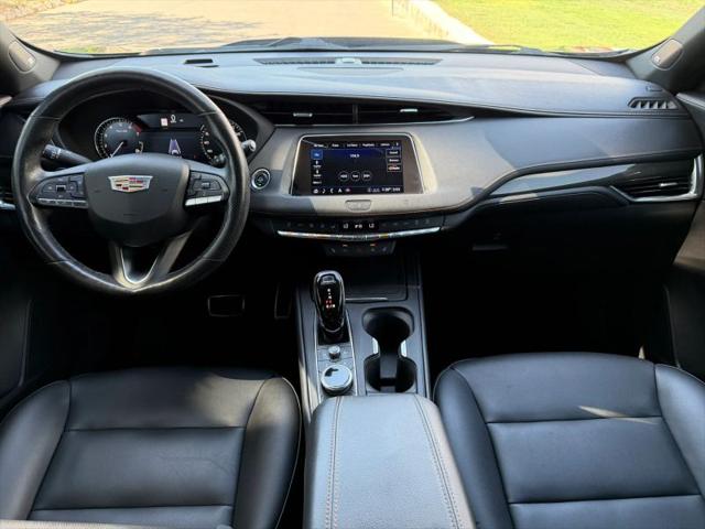 2020 Cadillac XT4 FWD Sport