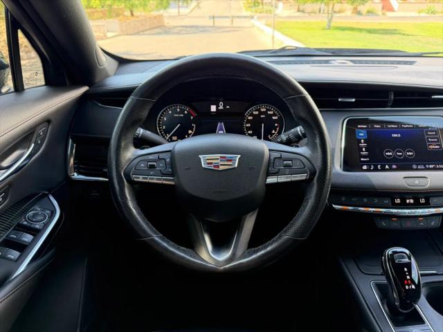 2020 Cadillac XT4 FWD Sport