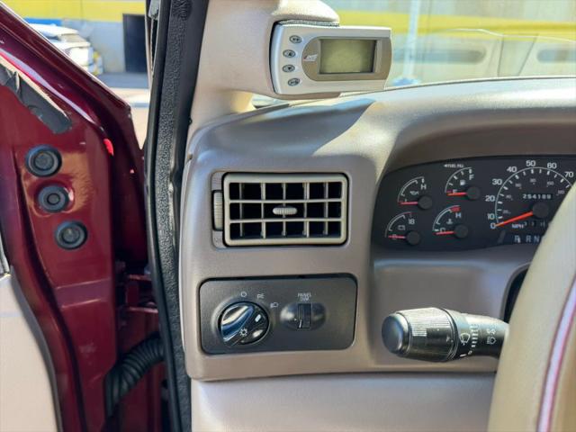 2000 Ford F-250 Base