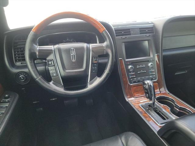 2015 Lincoln Navigator Base