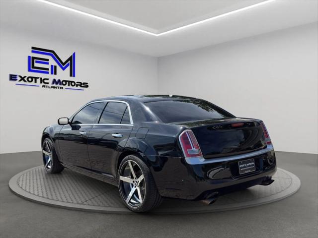 2012 Chrysler 300 Luxury Series
