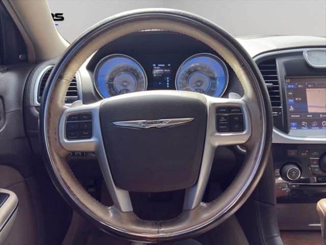 2012 Chrysler 300 Luxury Series