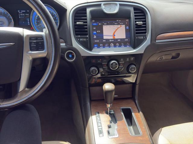2012 Chrysler 300 Luxury Series