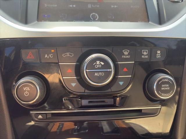 2012 Chrysler 300 Luxury Series