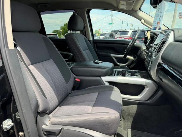 2020 Nissan Titan Crew Cab SV 4x2
