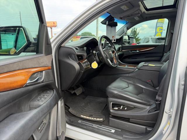2017 Cadillac Escalade Luxury
