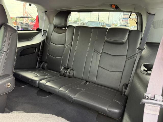 2017 Cadillac Escalade Luxury