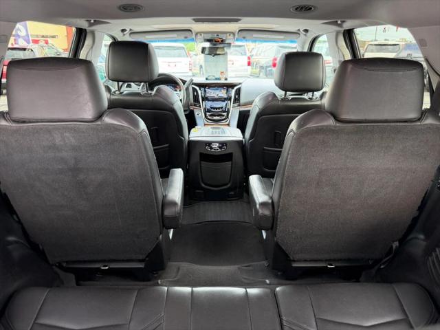 2017 Cadillac Escalade Luxury
