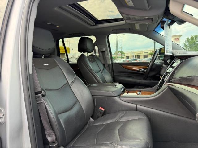 2017 Cadillac Escalade Luxury
