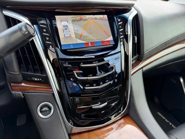 2017 Cadillac Escalade Luxury