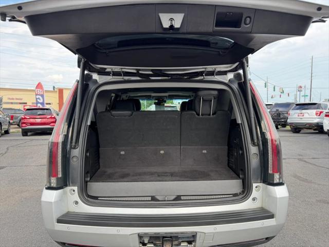 2017 Cadillac Escalade Luxury