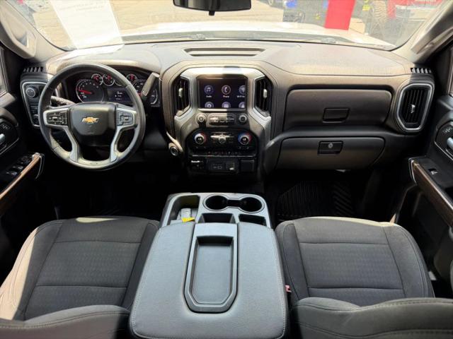 2021 Chevrolet Silverado 1500 2WD Crew Cab Short Bed LT