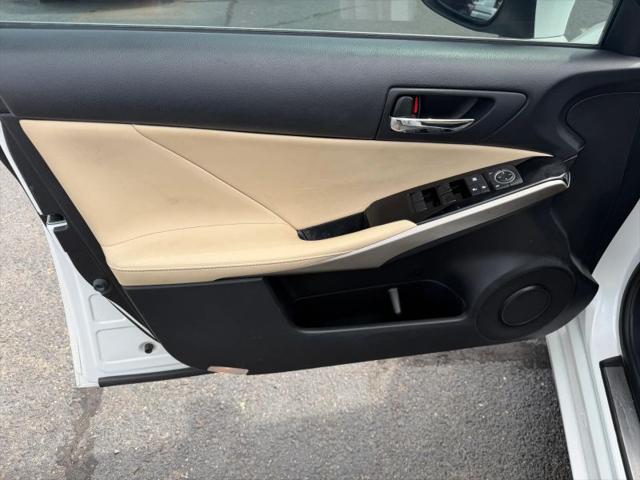 2015 Lexus IS 250 Crafted Line