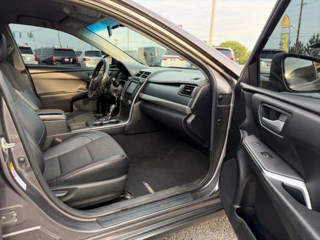2017 Toyota Camry SE