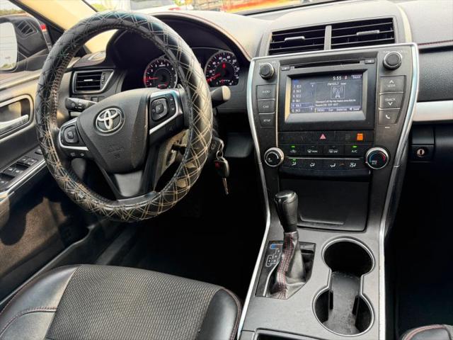 2017 Toyota Camry SE