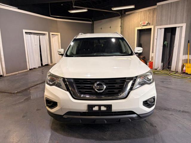 2018 Nissan Pathfinder SV