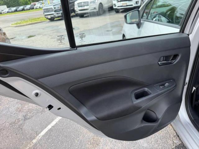 2021 Nissan Versa SV Xtronic CVT