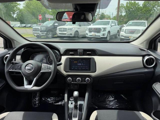 2021 Nissan Versa SV Xtronic CVT