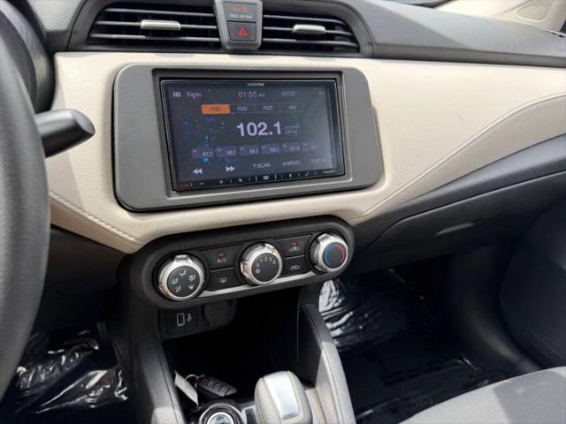 2021 Nissan Versa SV Xtronic CVT