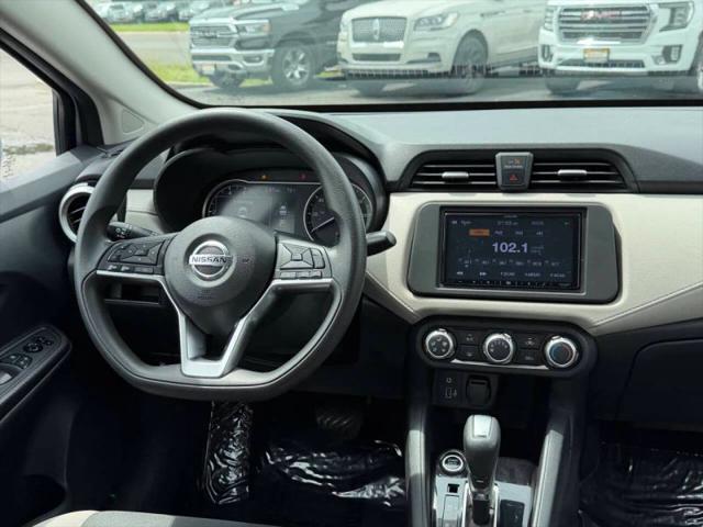 2021 Nissan Versa SV Xtronic CVT