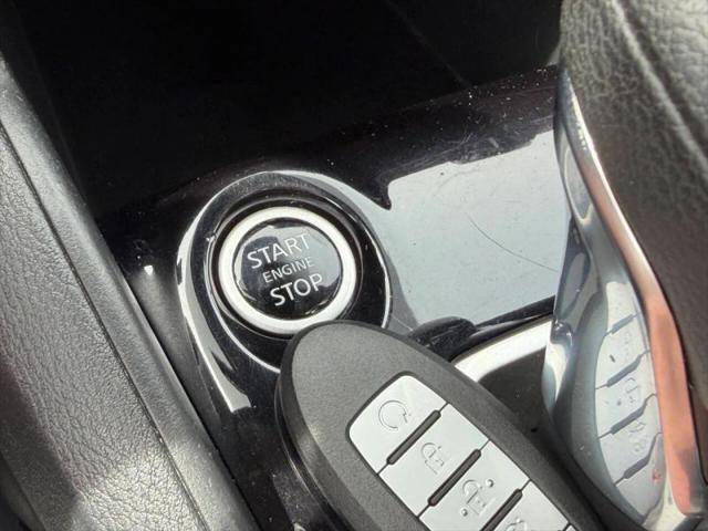 2021 Nissan Versa SV Xtronic CVT