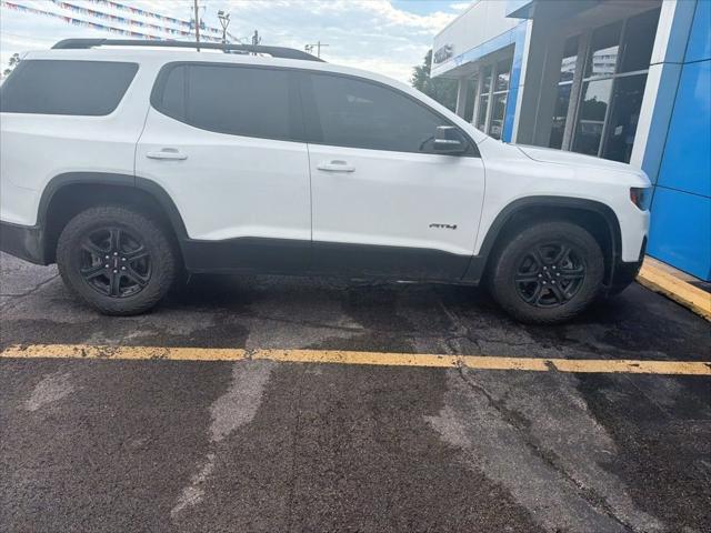 2023 GMC Acadia AWD AT4