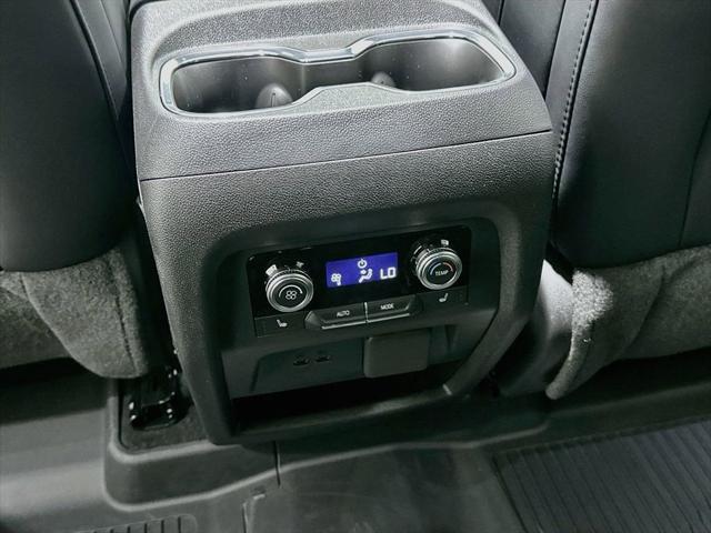 2026 GMC Acadia Elevation AWD