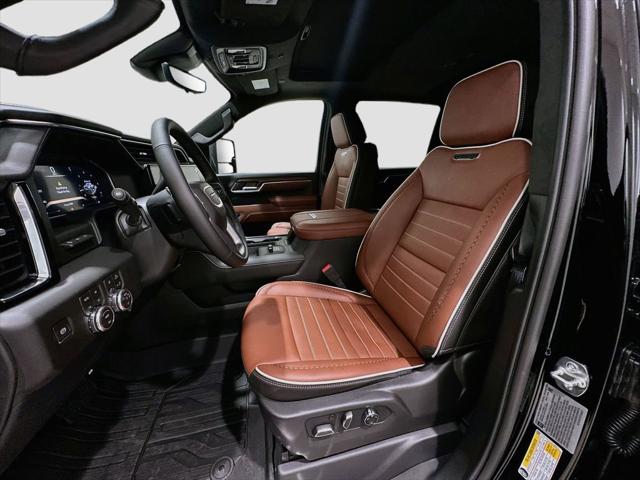 2026 GMC Sierra 2500HD Crew Cab, Standard Bed, Denali Ultimate, 4WD
