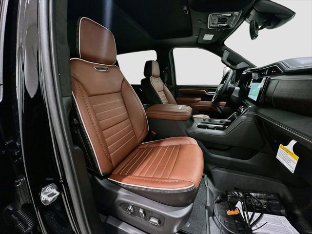 2026 GMC Sierra 2500HD Crew Cab, Standard Bed, Denali Ultimate, 4WD