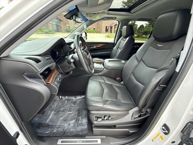 2018 Cadillac Escalade Luxury