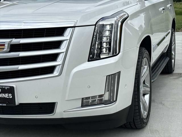2018 Cadillac Escalade Luxury