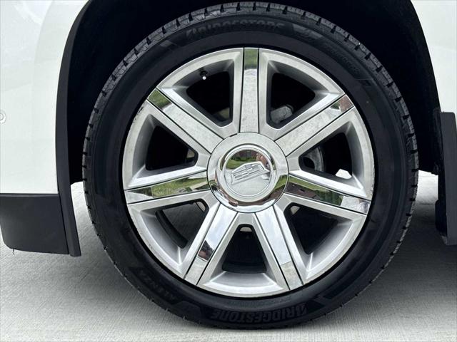 2018 Cadillac Escalade Luxury